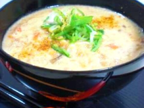 かす汁・白味噌仕立て、中身は豚肉だよ～ん☆